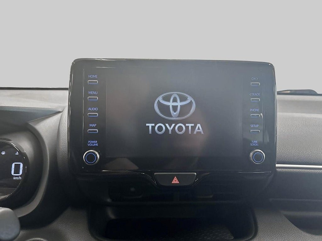 Vehicle Image 16