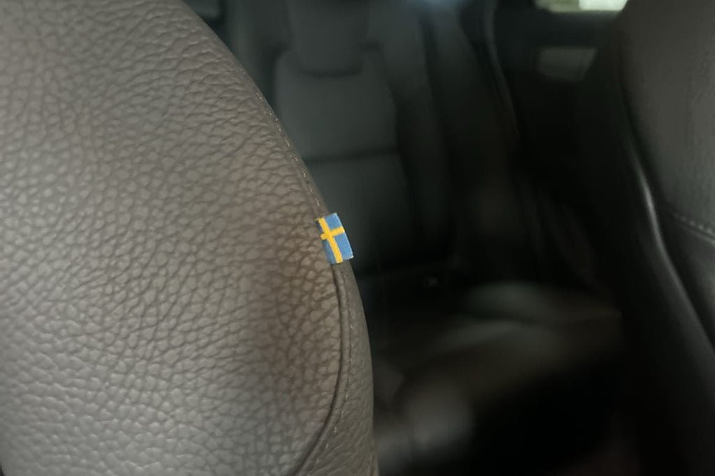 Vehicle Image 32