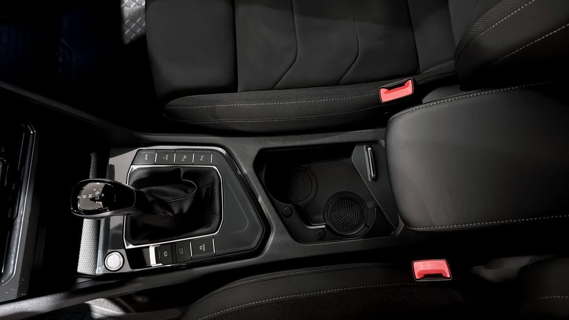 Vehicle Image 20