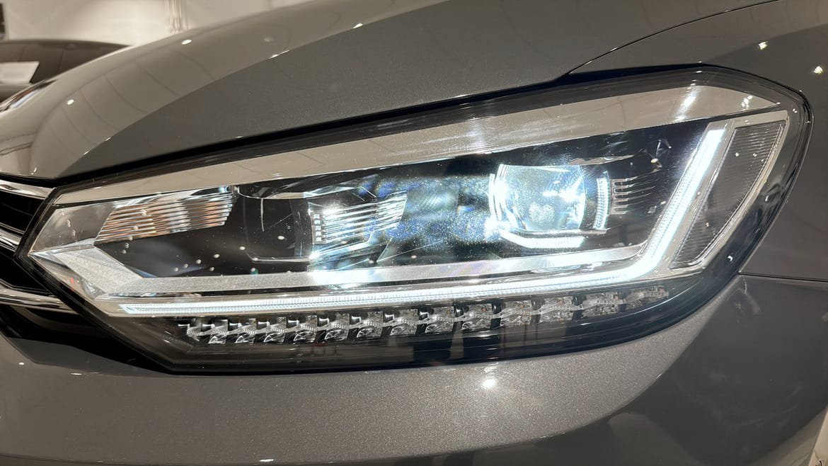 Vehicle Image 19
