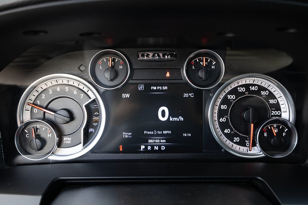 Vehicle Image 15