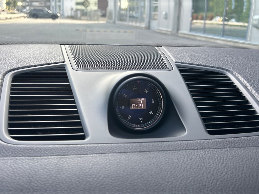 Vehicle Image 24
