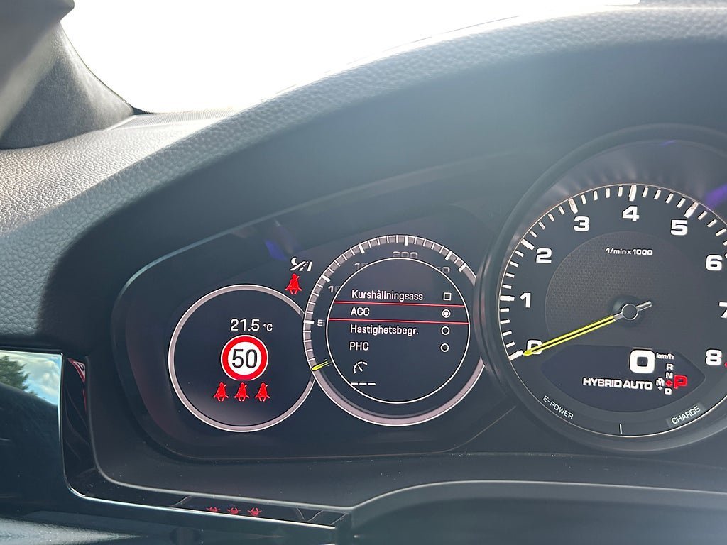 Vehicle Image 26