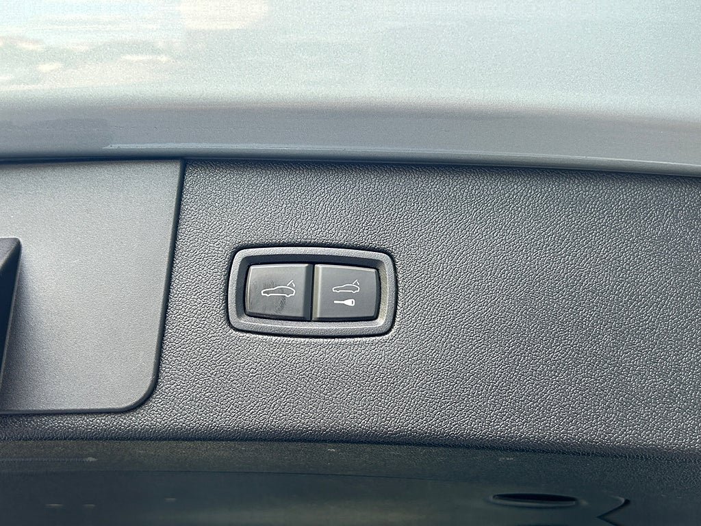 Vehicle Image 28