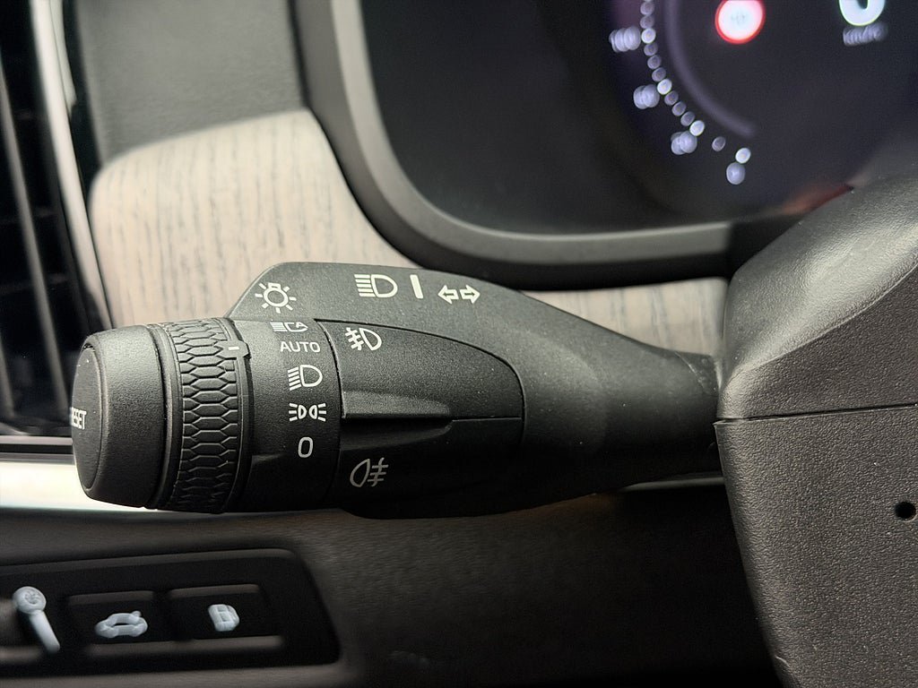 Vehicle Image 29