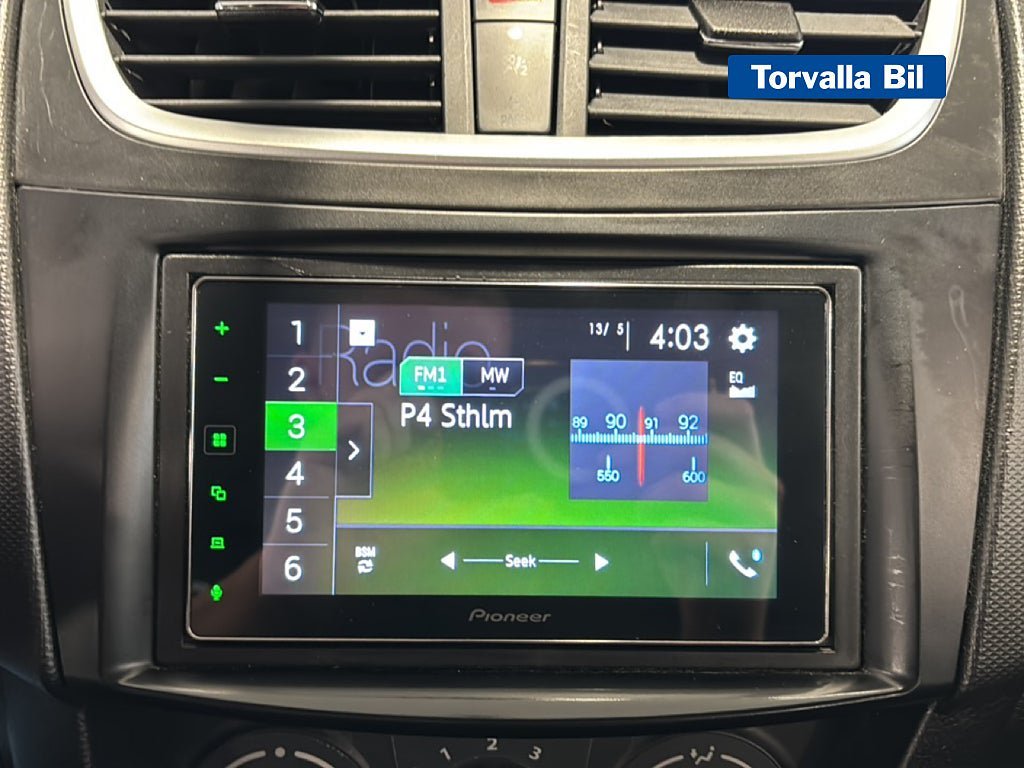 Vehicle Image 11