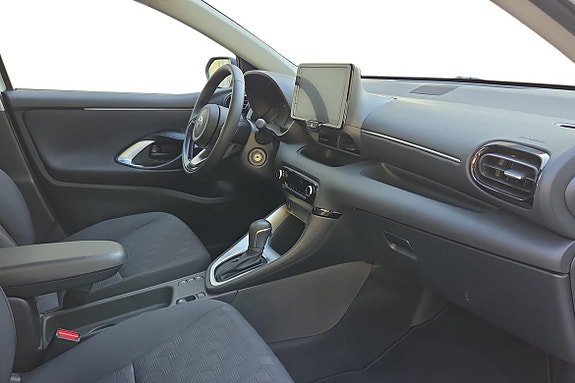 Vehicle Image 6