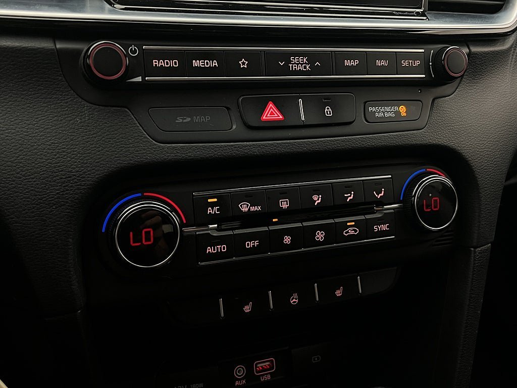 Vehicle Image 23