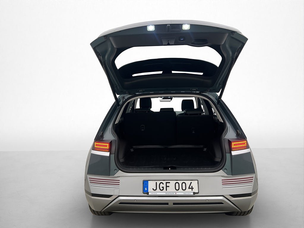 Vehicle Image 32