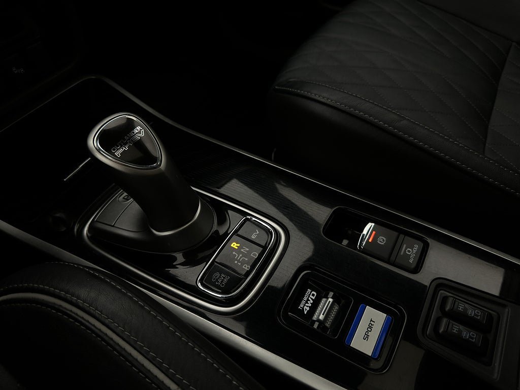 Vehicle Image 23