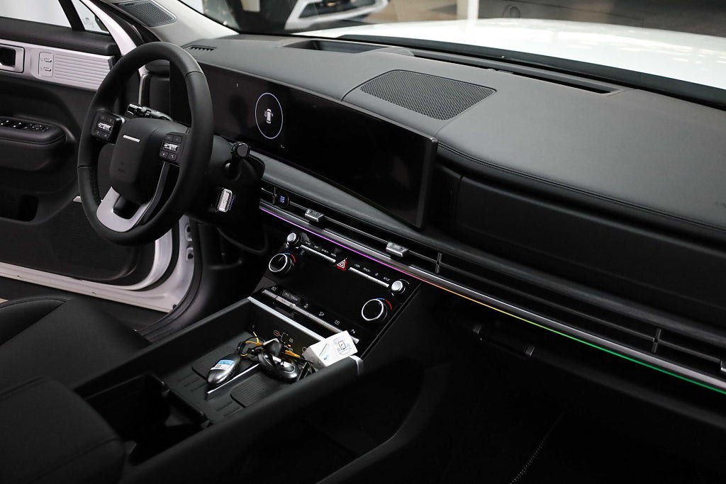 Vehicle Image 14