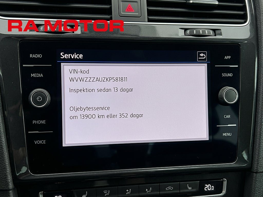 Vehicle Image 24