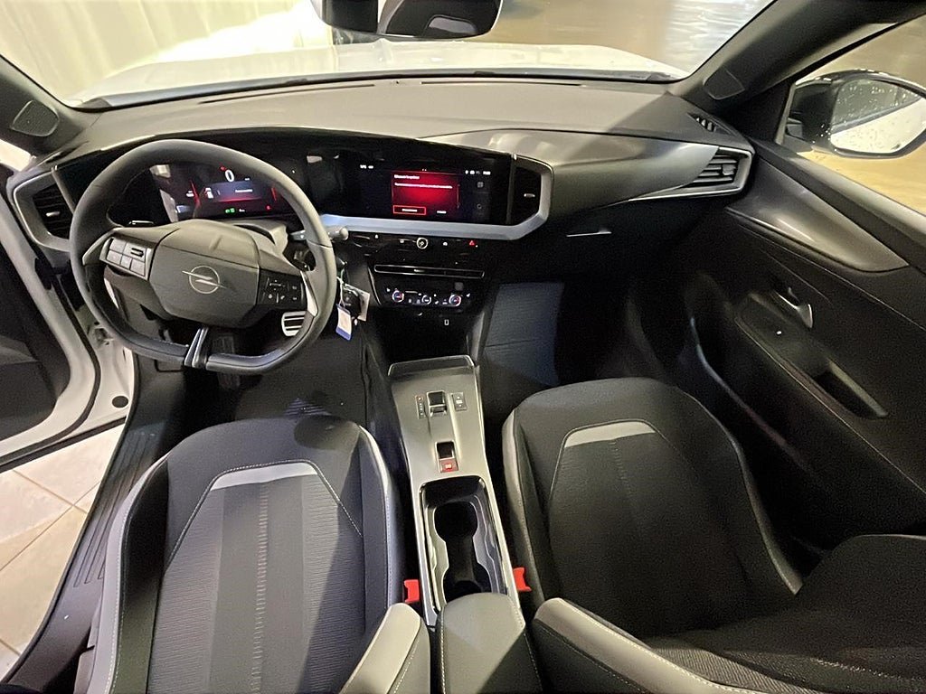 Vehicle Image 22