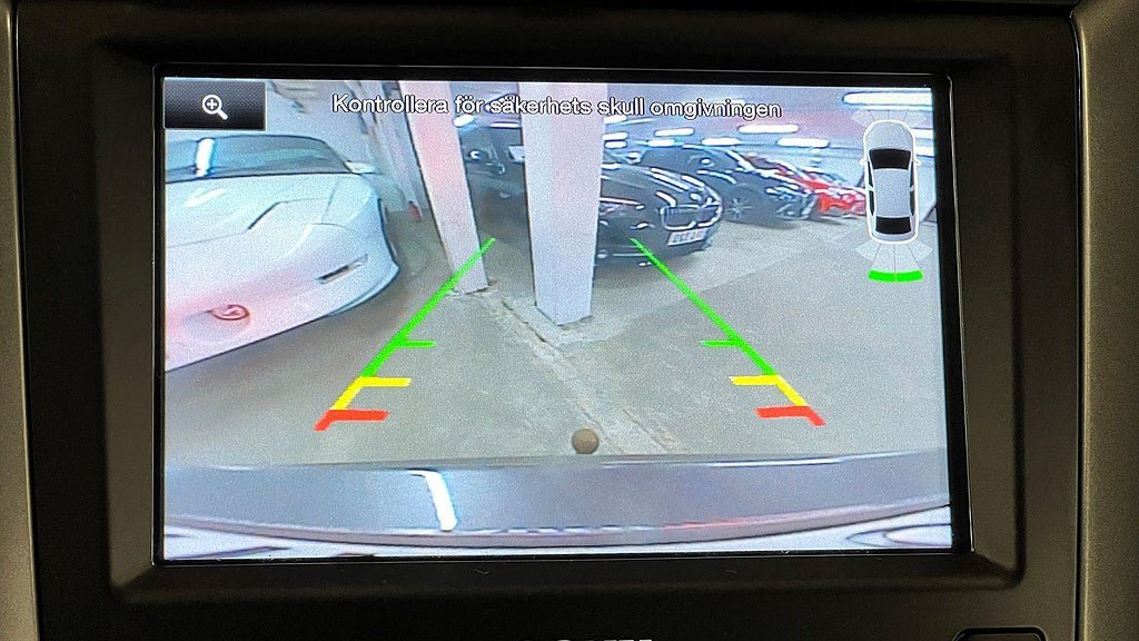 Vehicle Image 23