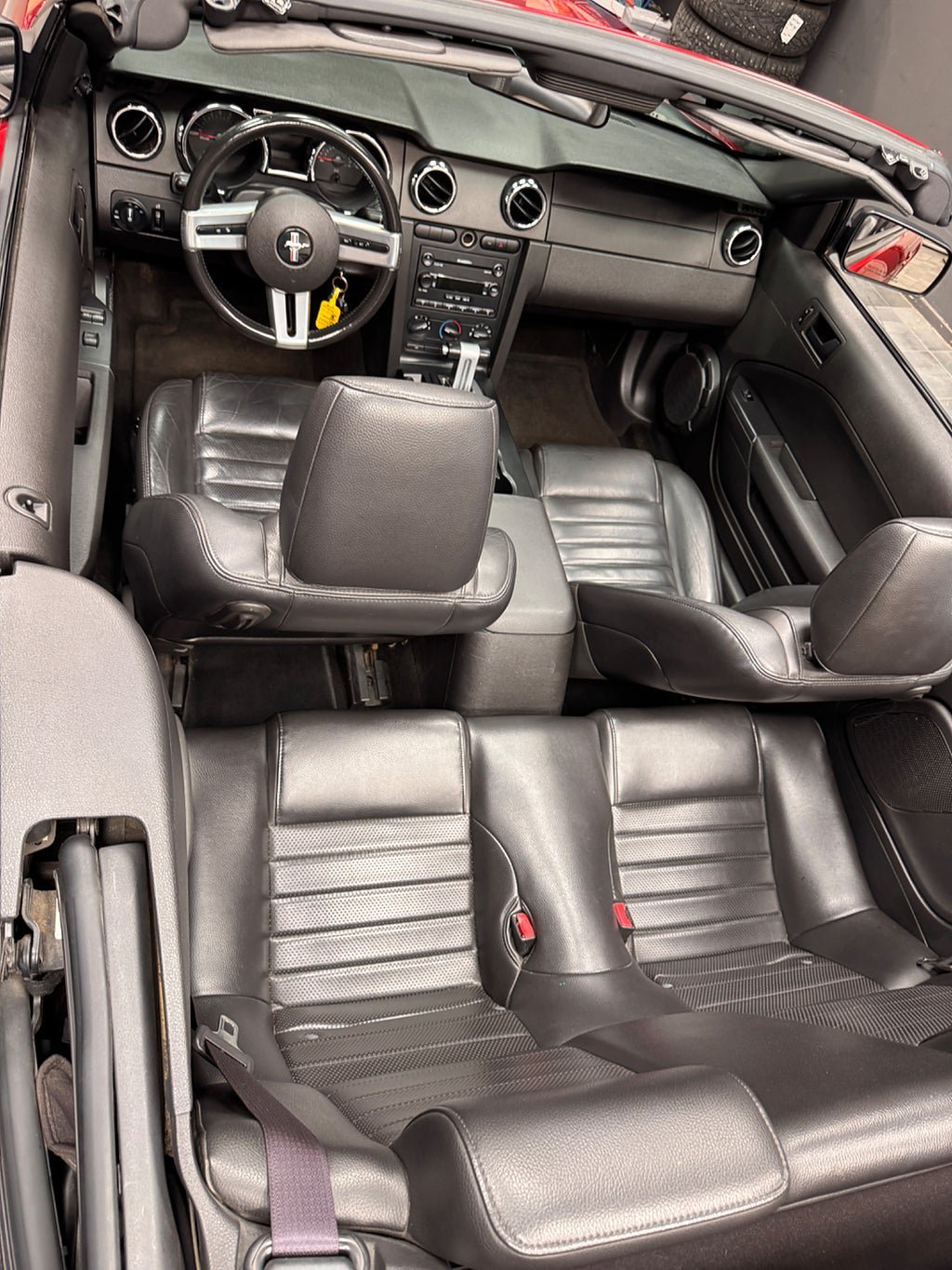 Vehicle Image 14