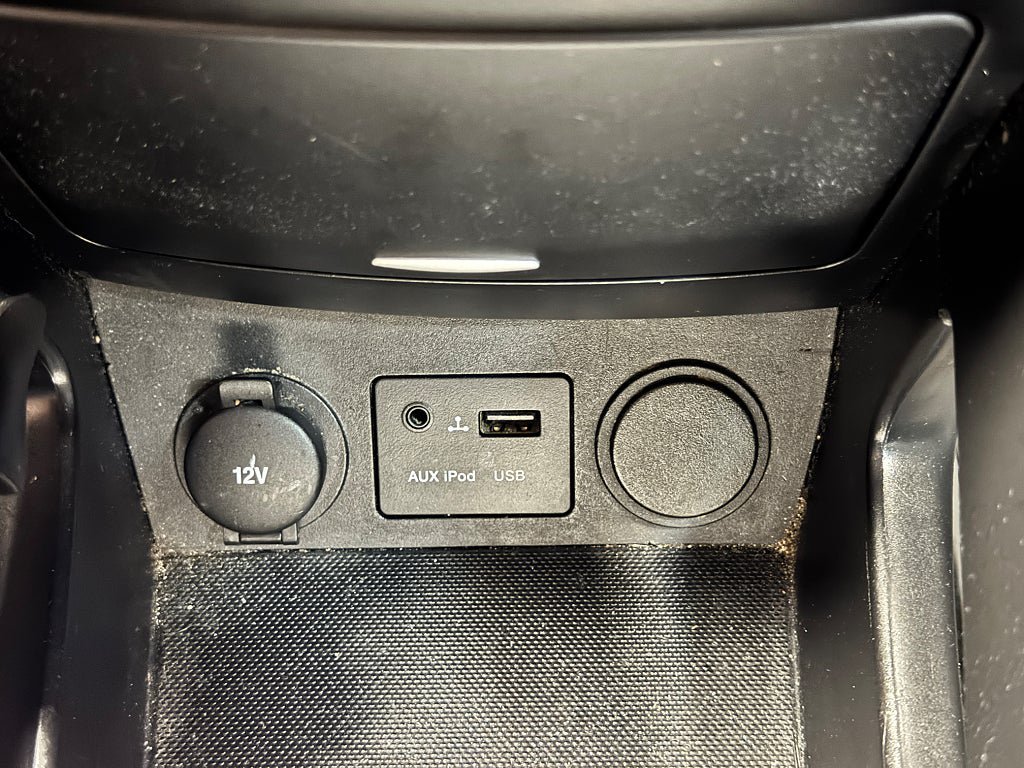 Vehicle Image 12