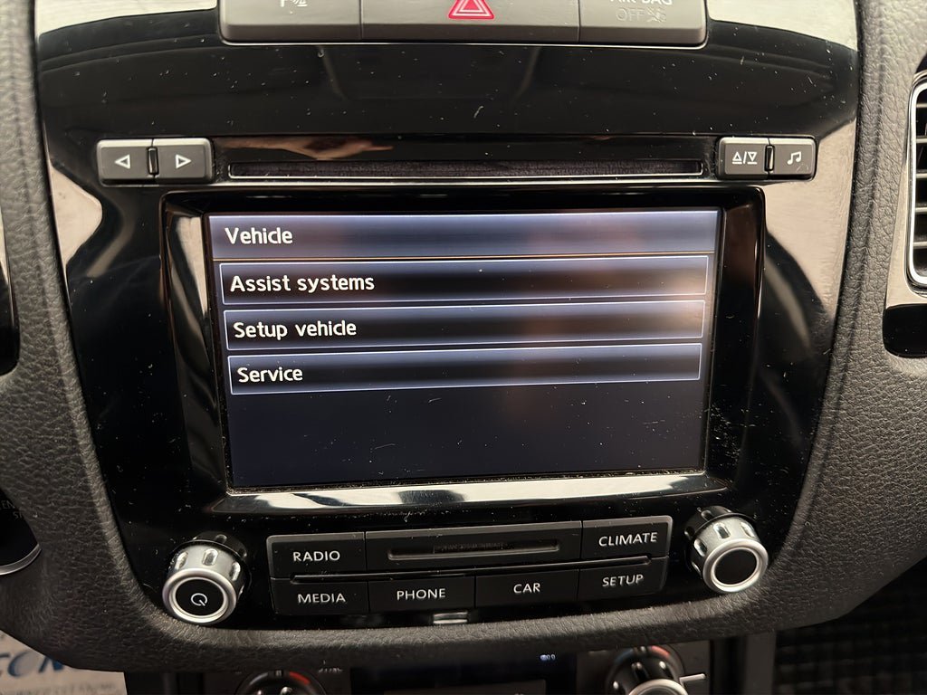 Vehicle Image 25