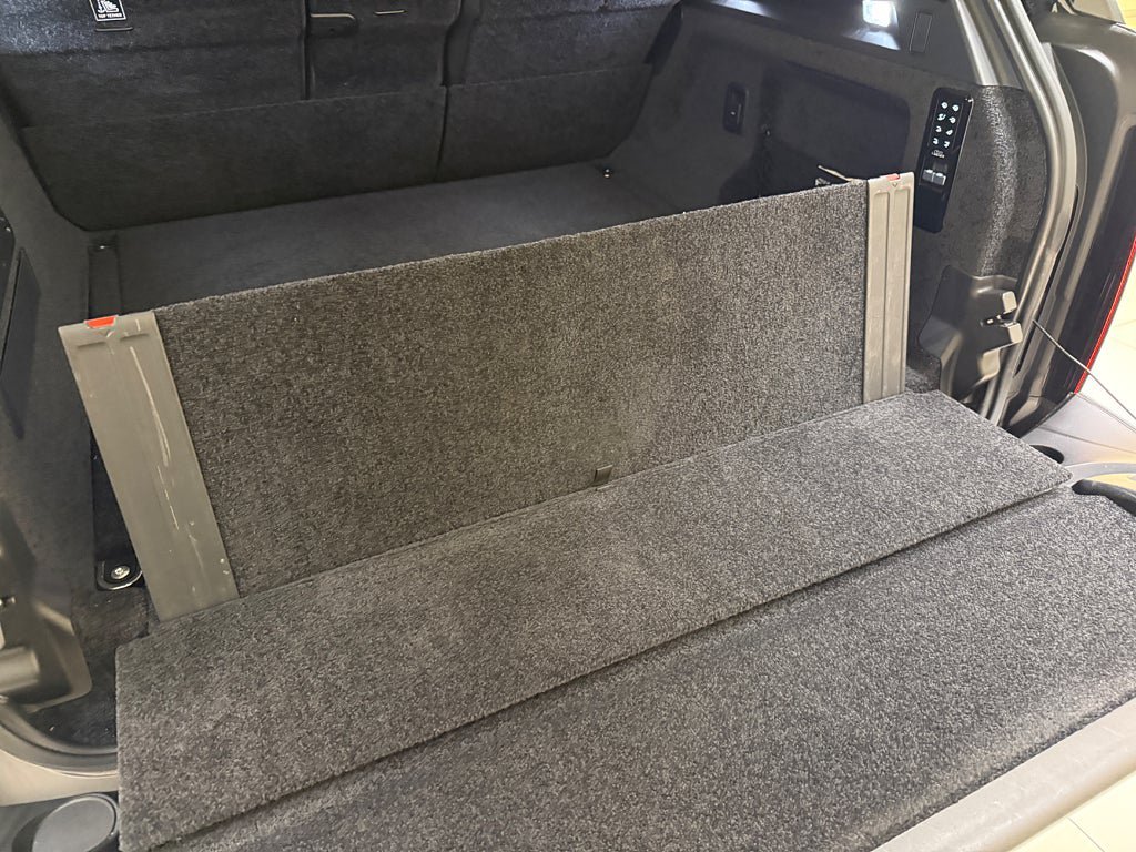 Vehicle Image 24