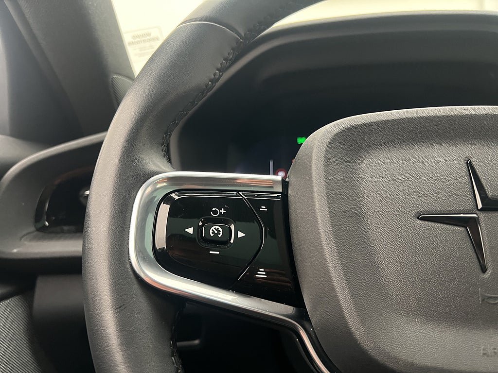 Vehicle Image 28
