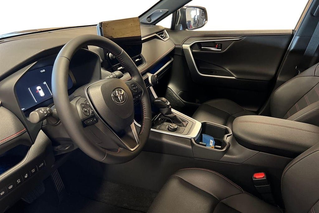 Vehicle Image 14