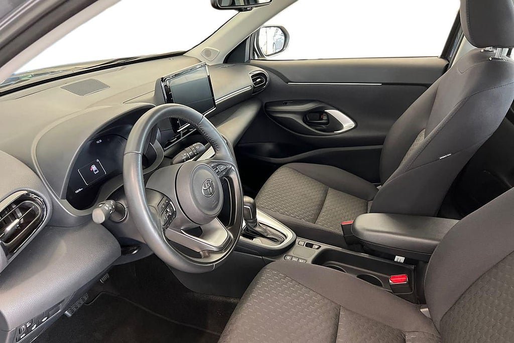 Vehicle Image 14