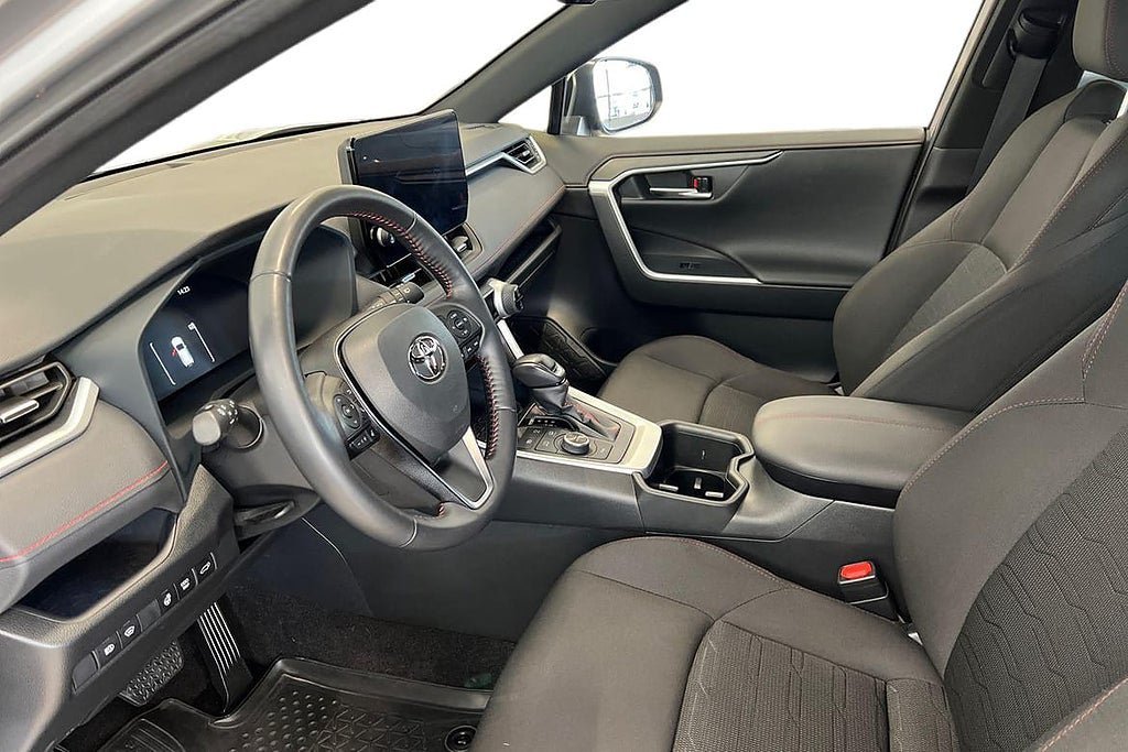 Vehicle Image 14