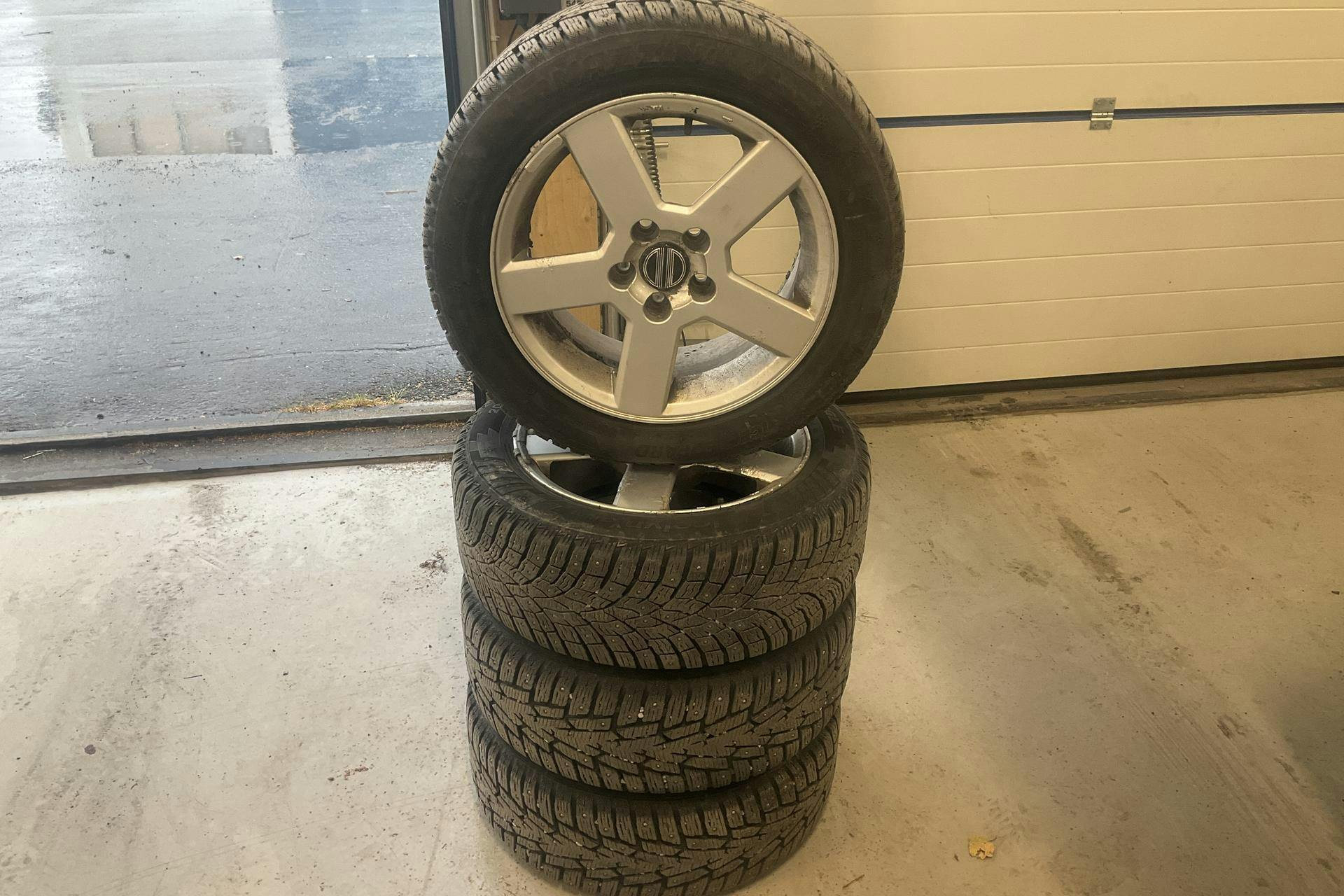 Vehicle Image 14