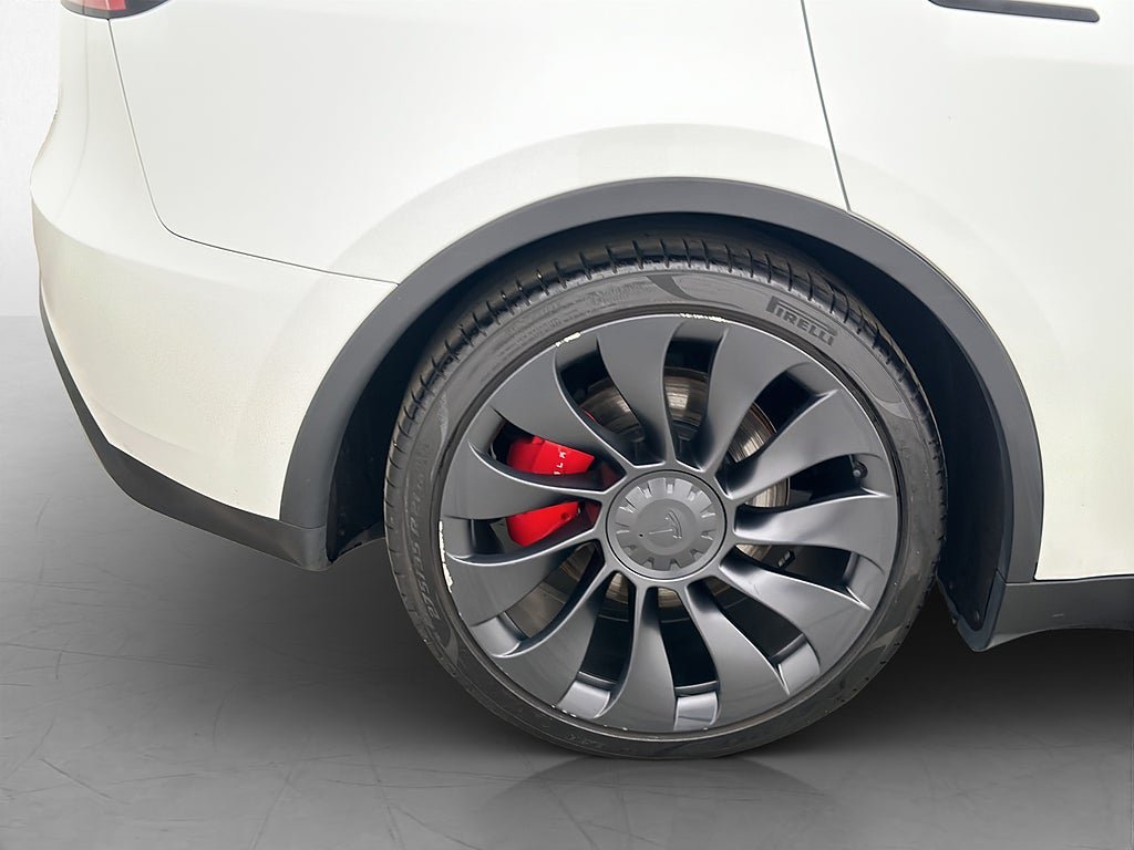 Vehicle Image 32