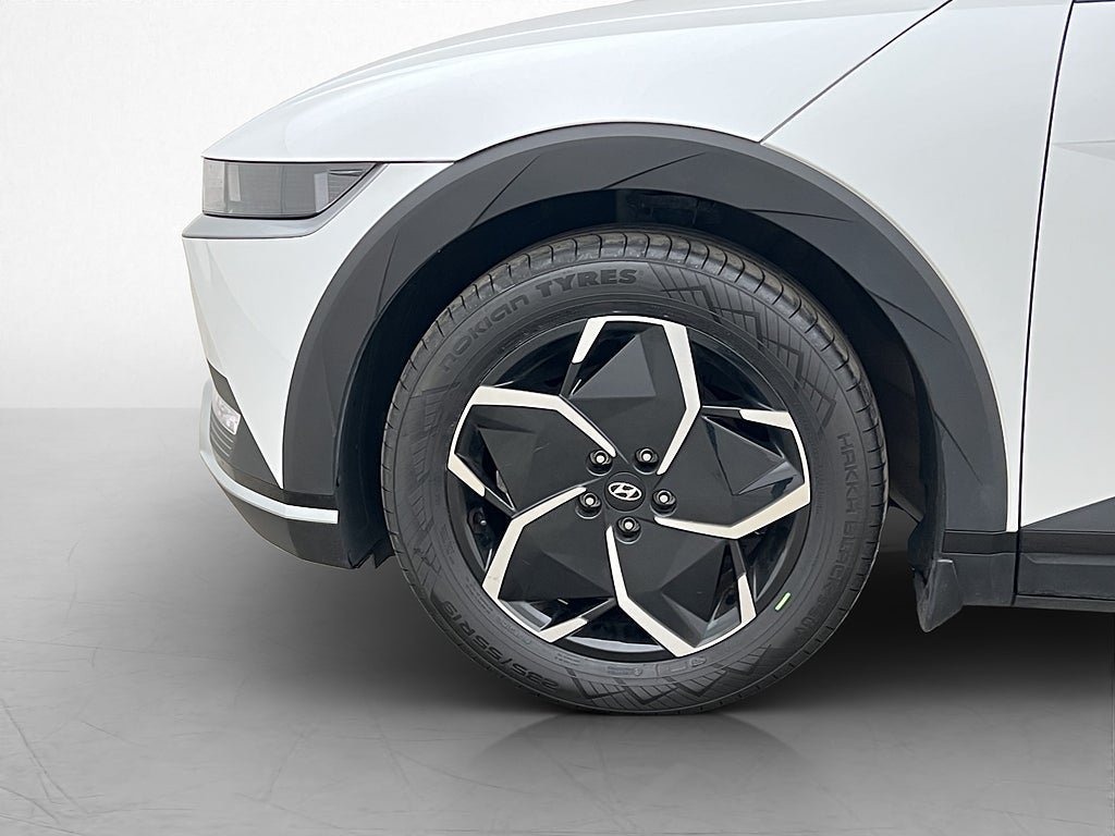 Vehicle Image 30