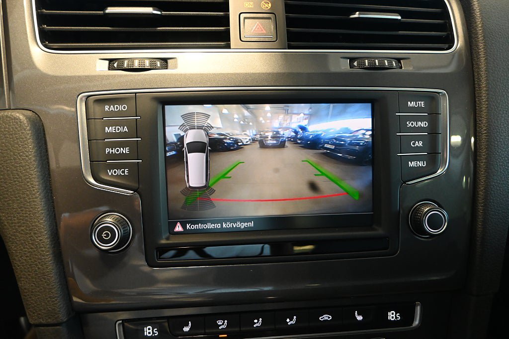 Vehicle Image 19