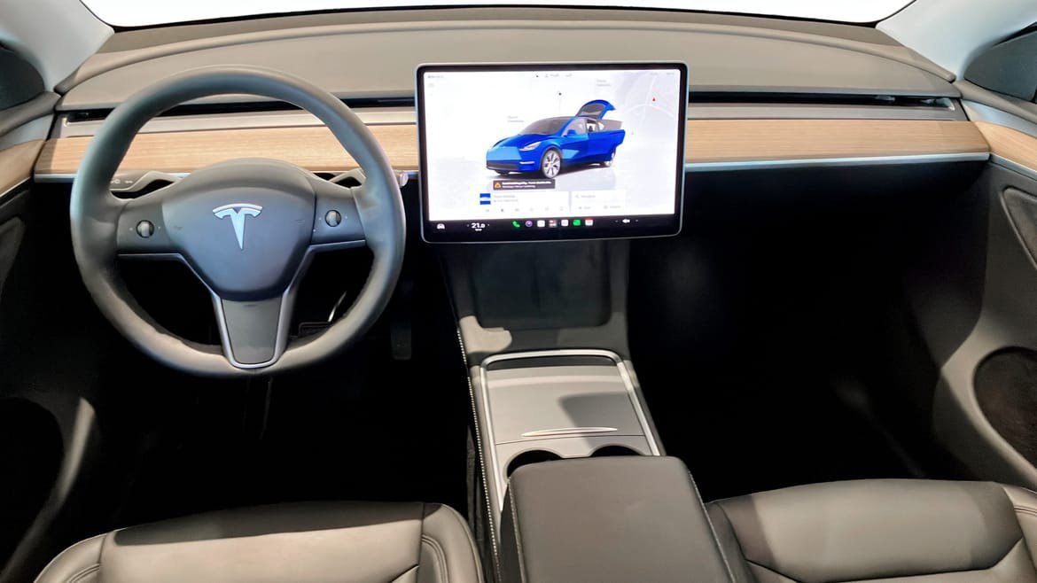 Vehicle Image 11