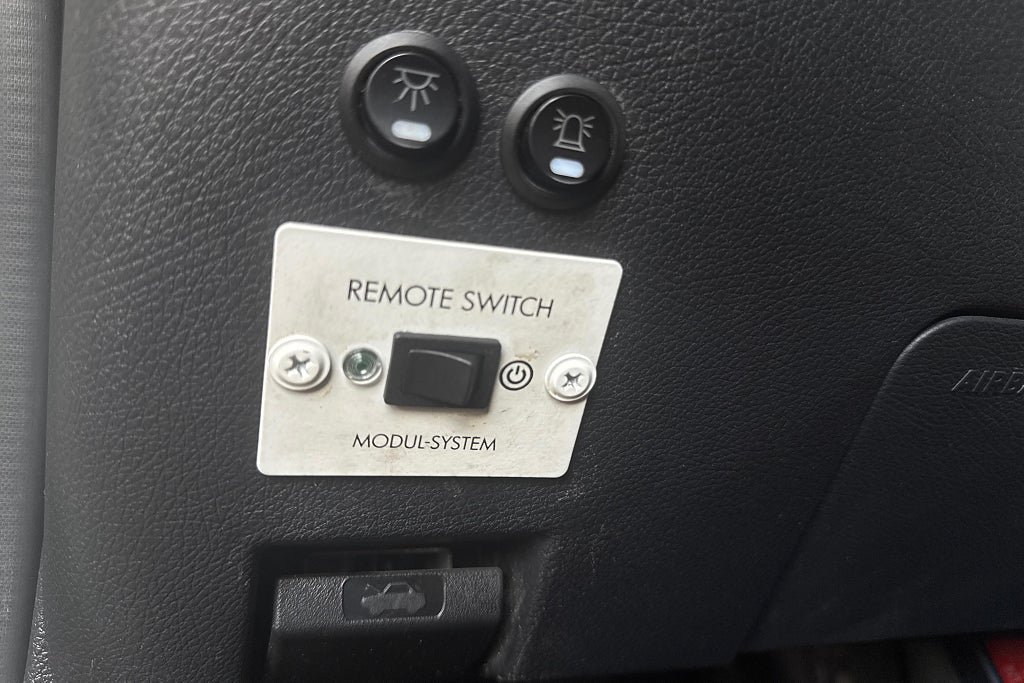 Vehicle Image 24