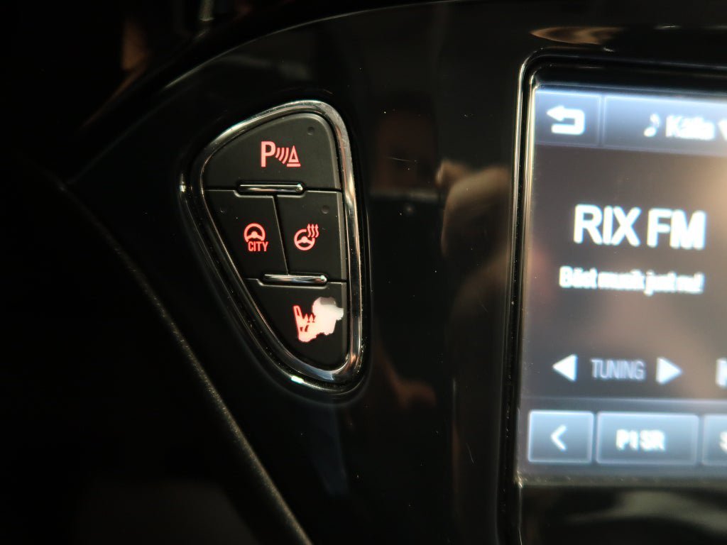 Vehicle Image 23