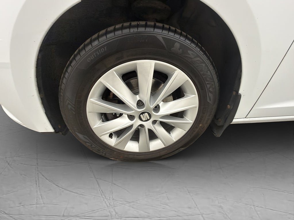 Vehicle Image 30