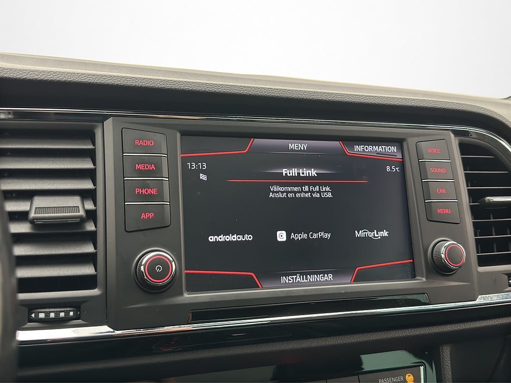 Vehicle Image 24