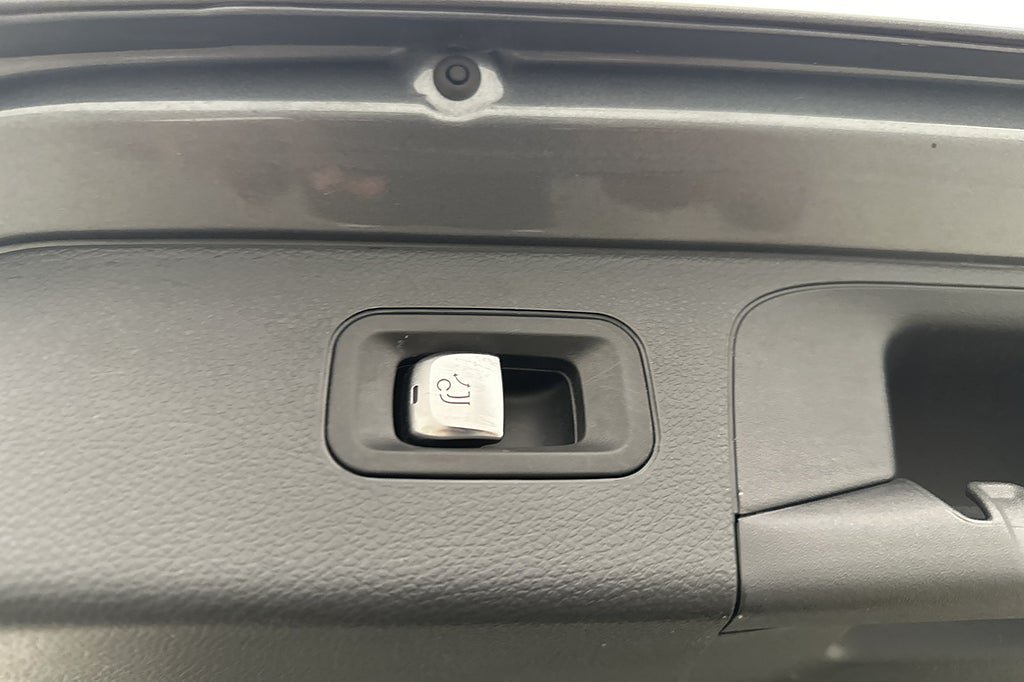 Vehicle Image 29