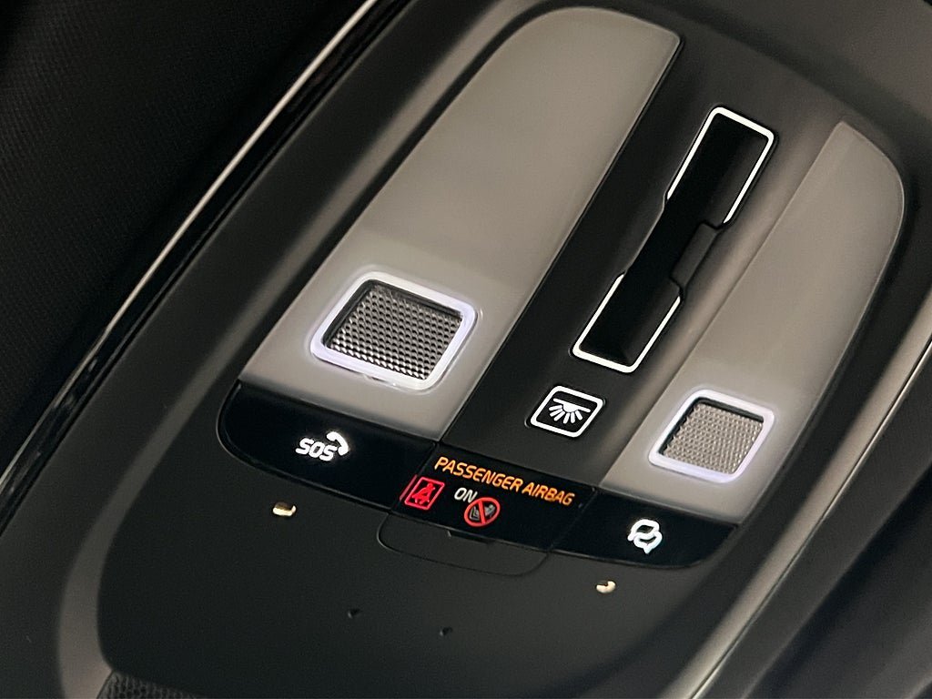 Vehicle Image 37