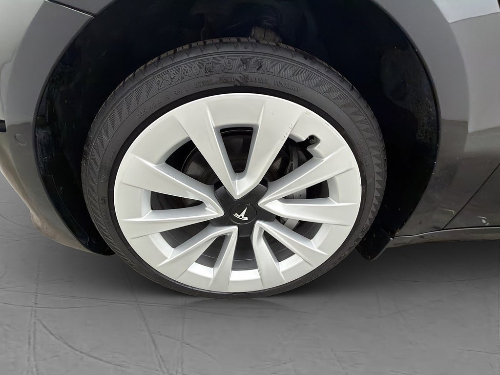 Vehicle Image 31