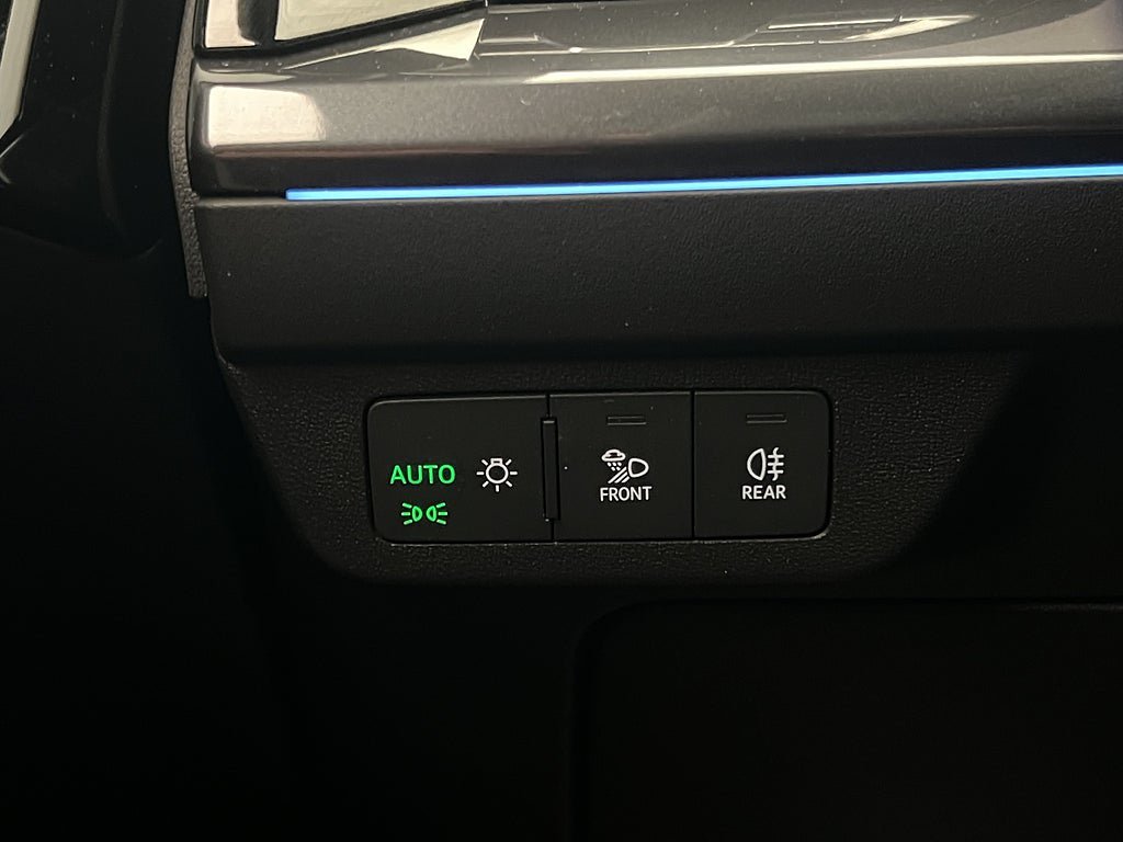 Vehicle Image 33