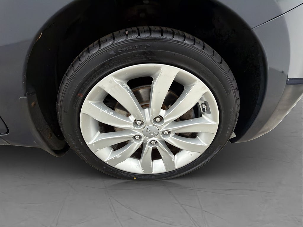 Vehicle Image 31