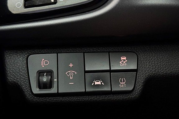 Vehicle Image 29