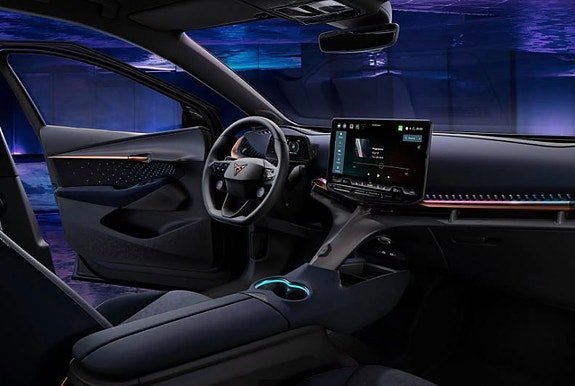 Vehicle Image 4
