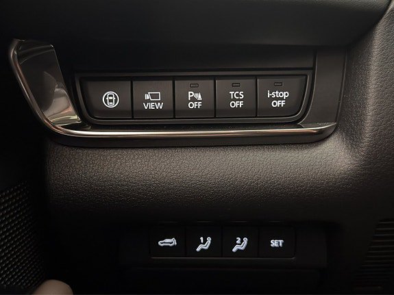 Vehicle Image 29