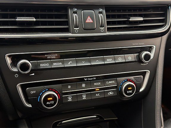Vehicle Image 29