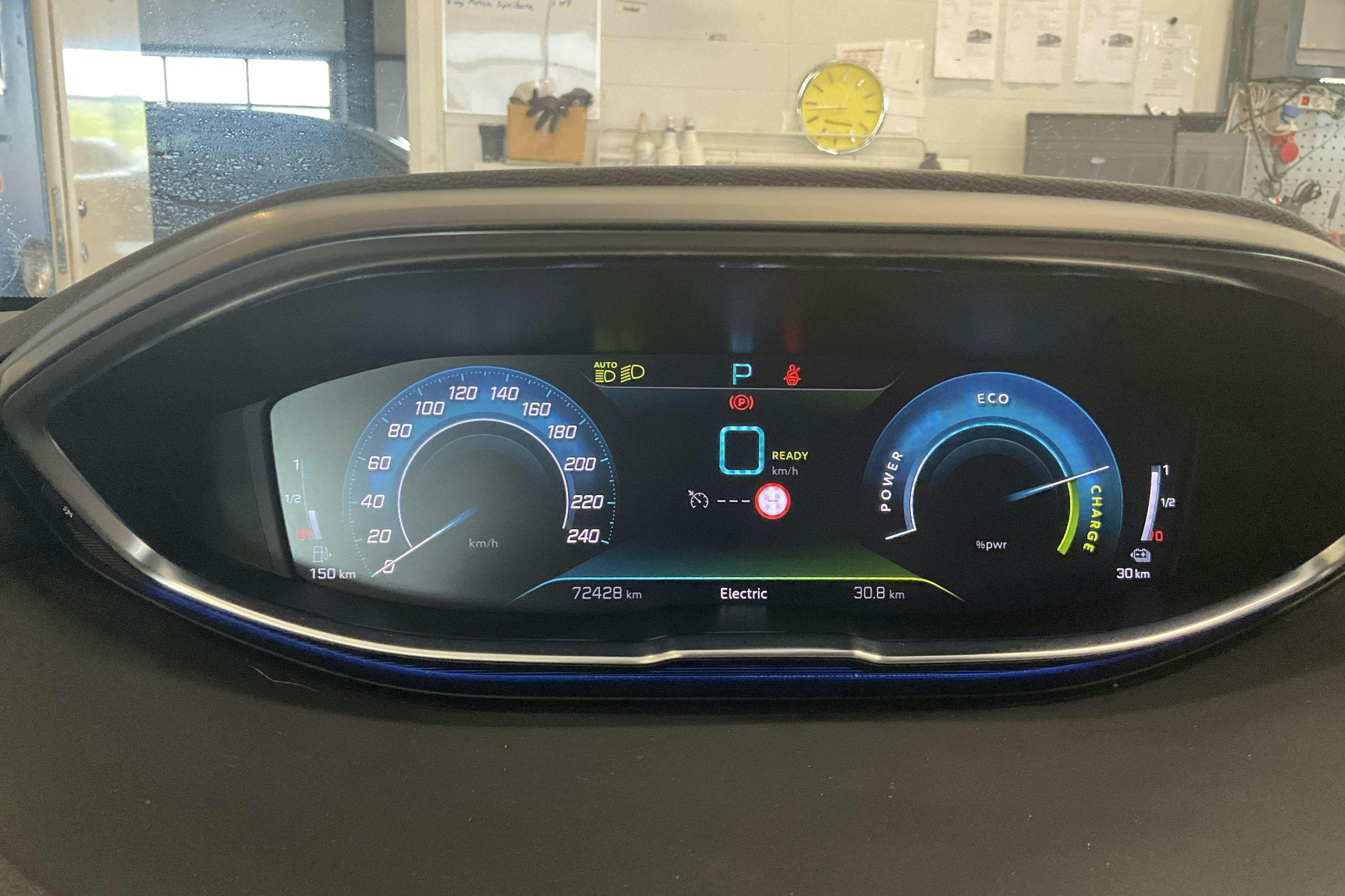 Vehicle Image 11