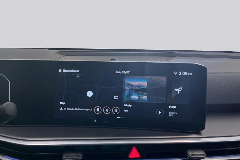 Vehicle Image 11