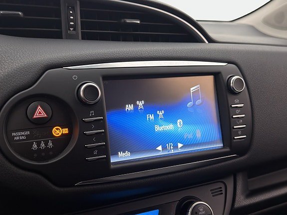Vehicle Image 17