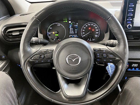 Vehicle Image 7