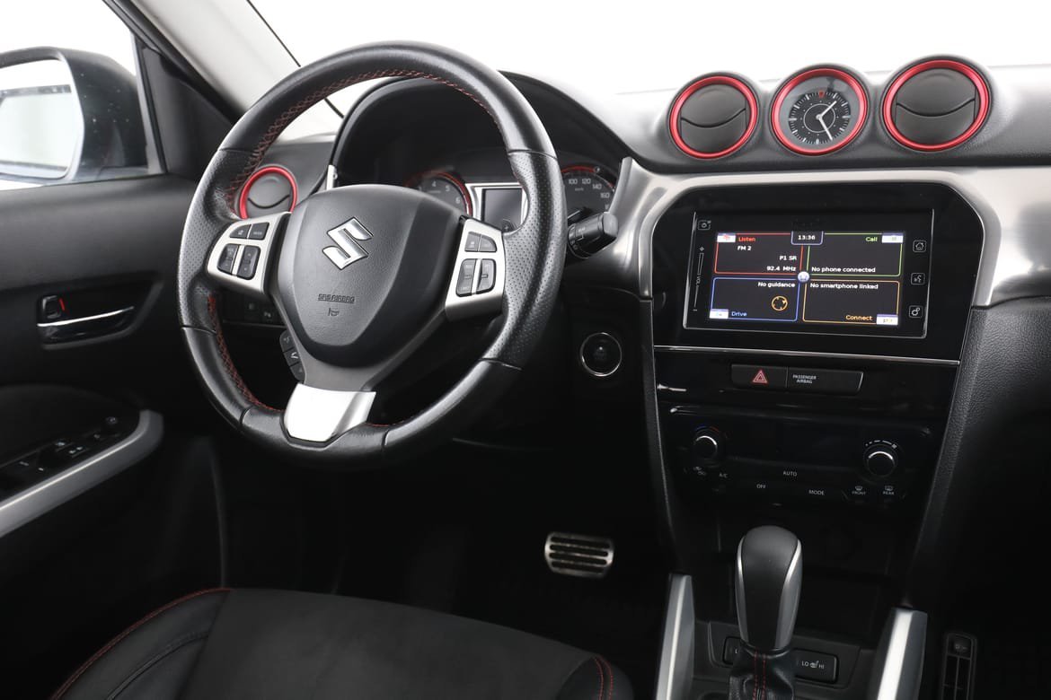 Vehicle Image 14