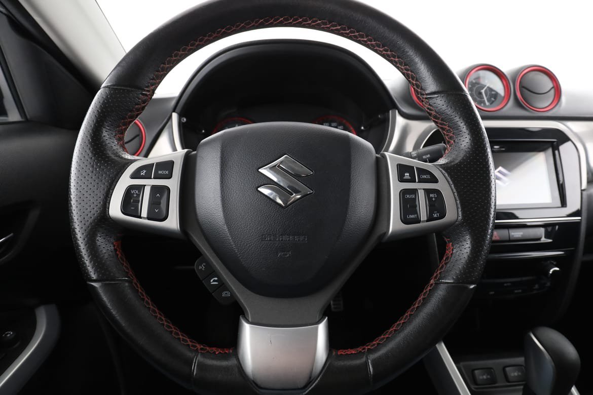 Vehicle Image 19